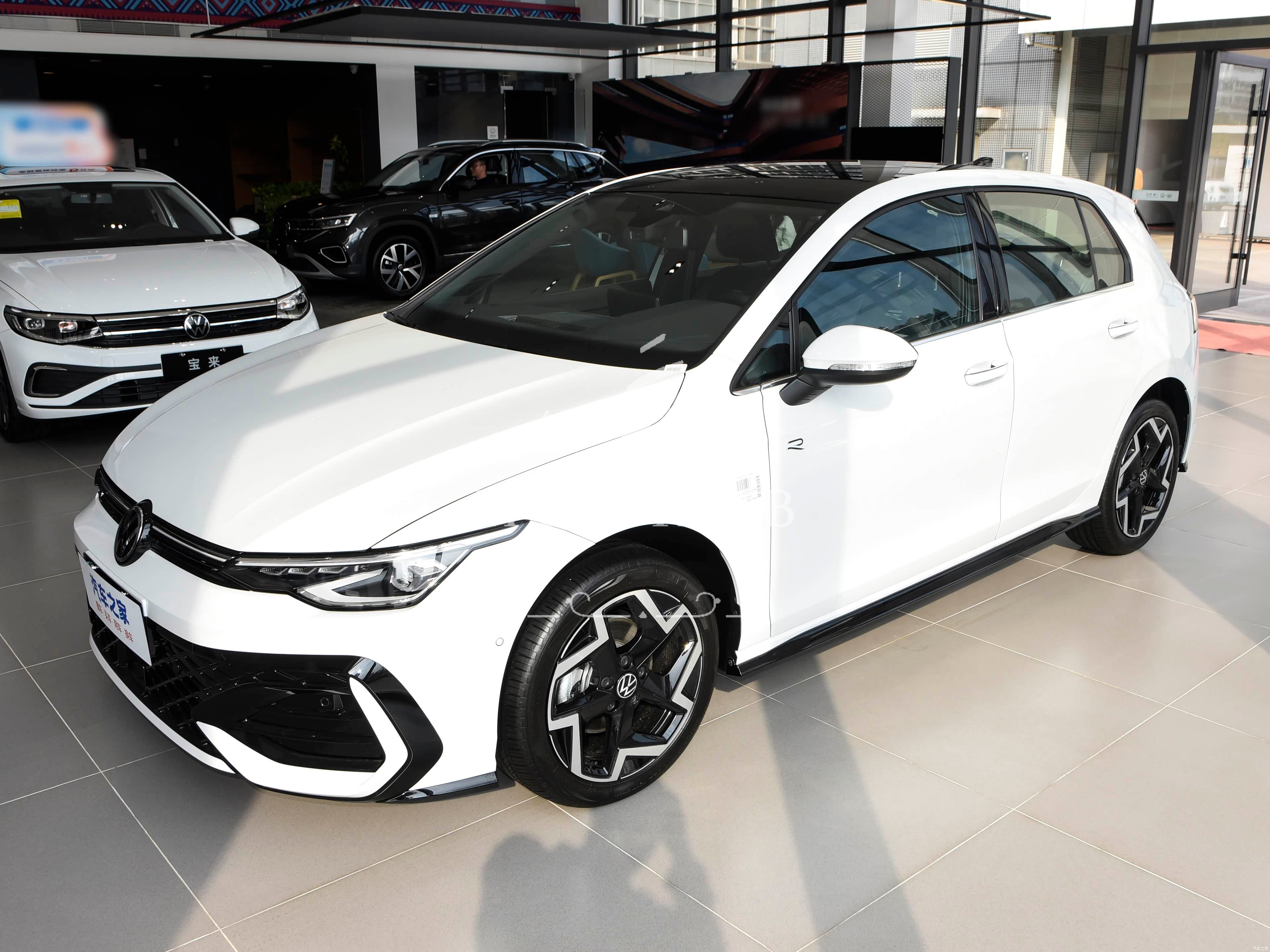 2026 Volkswagen Golf 8.5 - 0 km - Available for export from China to Algeria - 12